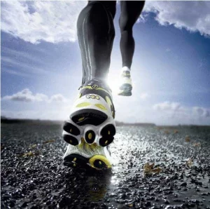 Спортивне взуття