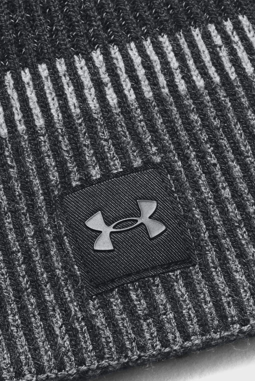 Шапка Under Armour Launch Reflective Beanie чорний Уні OSFM