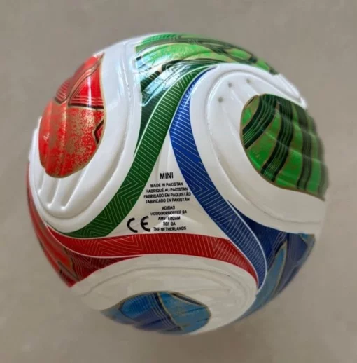 Мяч футбольный Adidas Trionda Mini World Cup 26 (размер 1) JD8034 яркий cувенирный мячик 15 см