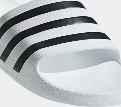 Шльопанці Adidas ADILETTE AQUA білий Уні 40 2/3 (7UK) 25 см