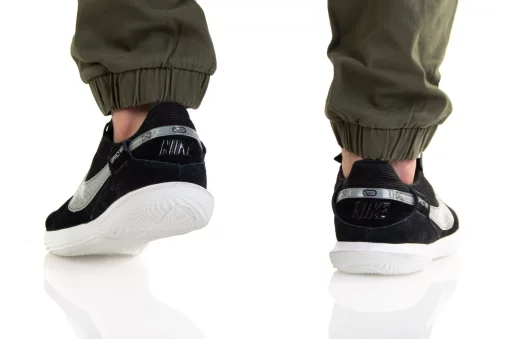 Футзалки Nike Streetgato IC DC8466-010, розмір 40.5 (26,0 см)