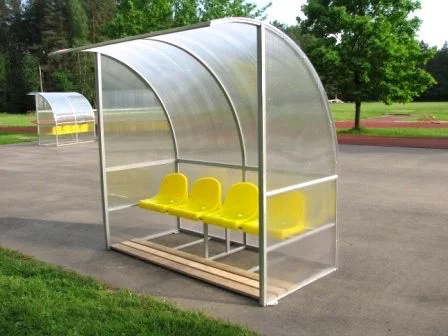 Кабінка для запасних гравців на 4 місця