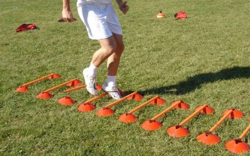 Конус-тарілка з отворами 14см (C-4605)