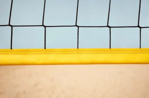 Пяжна волейбольна сітка El Leon De Oro "COMPETITION" (шнур 3-3.5 мм, клітинка 10х10см.)