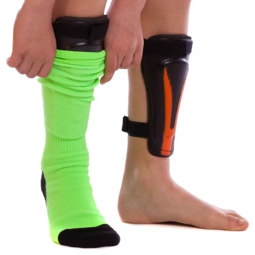 Щитки футбольні FB-624(M), розмір М