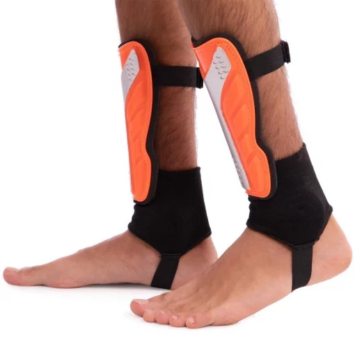 Щитки футбольні із захистом щиколотки FB-602P, розмір S