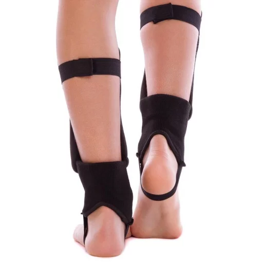 Щитки футбольні із захистом щиколотки "MANCHESTER" FB-5090-M, розмір М