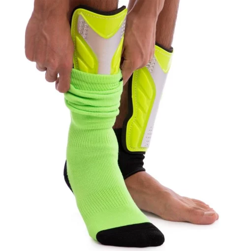 Щитки футбольні із захистом щиколотки FB-602P, розмір М